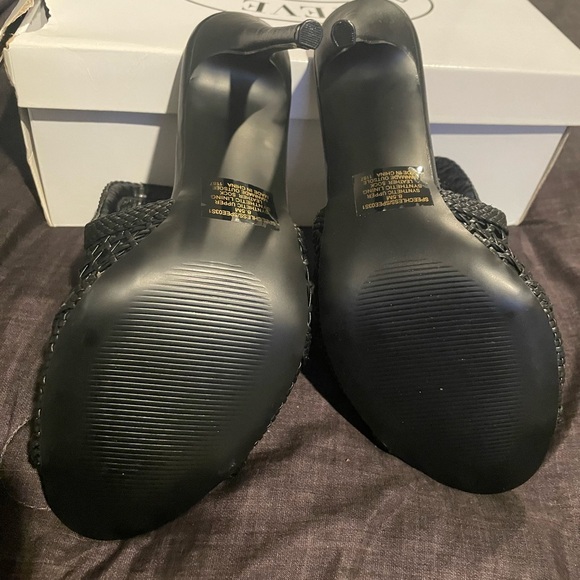 Steve Madden Mule Heels - Picture 4 of 9